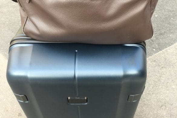 Voyagez léger autour du monde avec la TUMI TLX