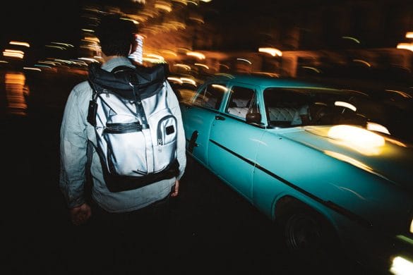 TUMI lance la collection réfléchissante ALPHA BRAVO