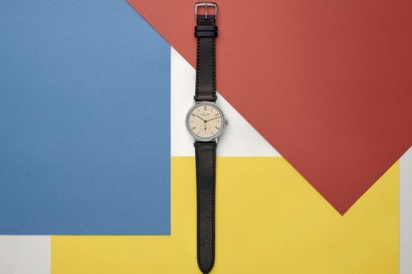 Un siècle de Bauhaus avec la Tangente de NOMOS Glashütte