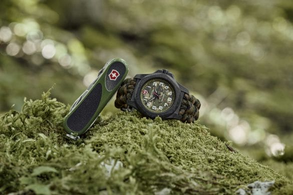 Victorinox I.N.O.X. Carbon LE, la montre caméléon