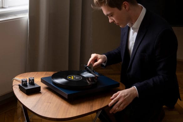 Pro-Ject lance la platine Debut Carbon EVO