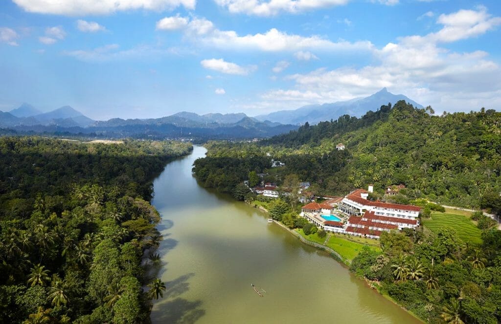 Les équipements d'accueil sont aux meilleurs standards internationaux.  