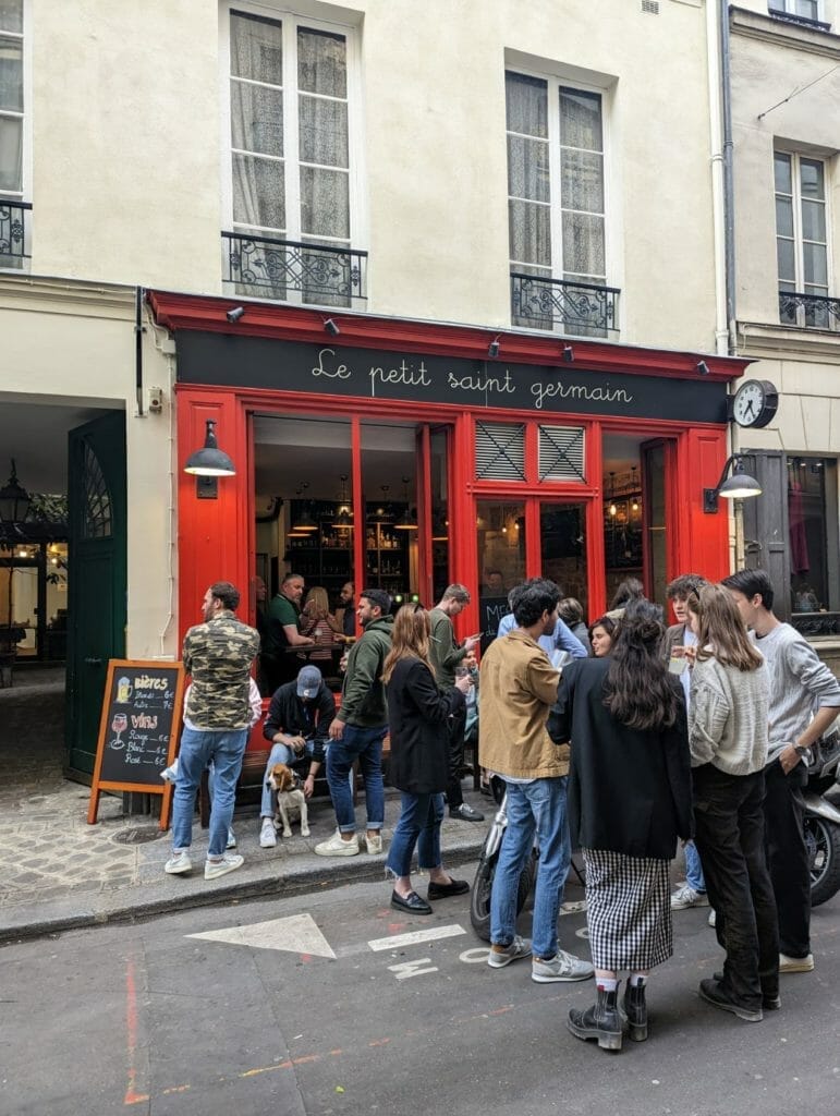 Un lieu convivial qui participe à la vie de quartier.