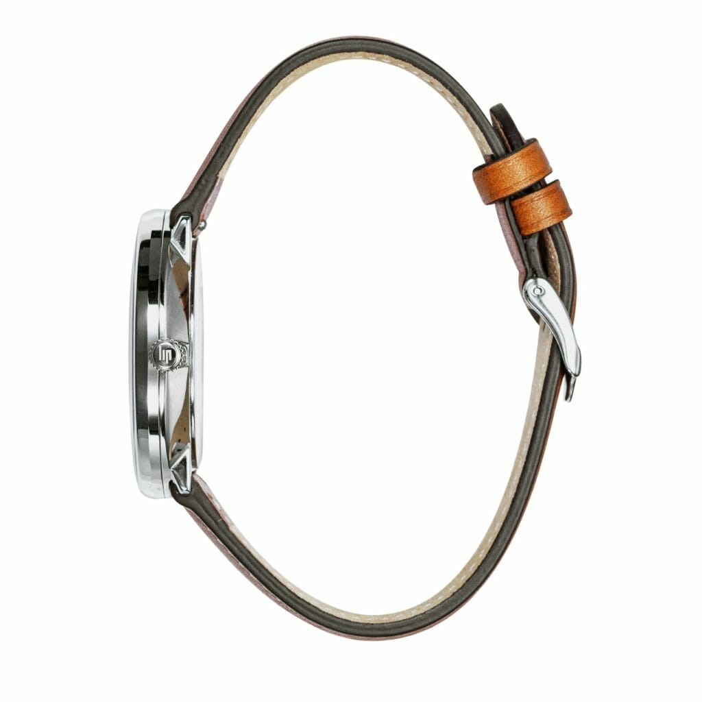 Bracelet en cuir, boucle ardillon.