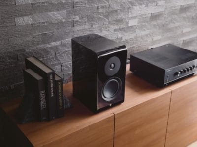 Yamaha NS-800A & NS-600A, l'excellence sonore habillée de noir laqué