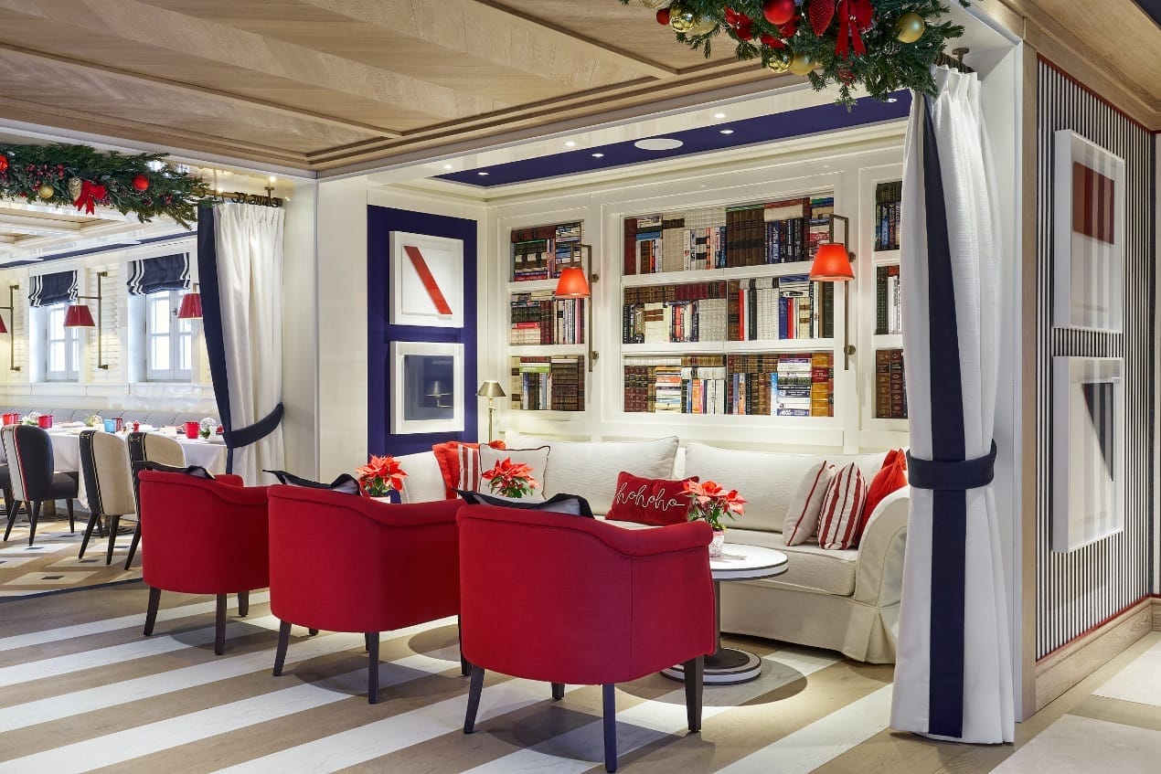 AREV St. Tropez s’illumine pour les fêtes de fin d’année